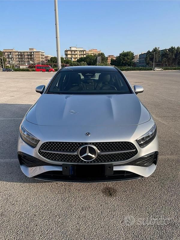 Usata Mercedes A180 Advanced 116 CV (85 kW) 2024 Berlina