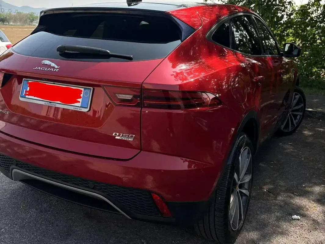 Usata Jaguar E-Pace R-Dynamic 150 CV (110 kW) 2018 Rosso SUV