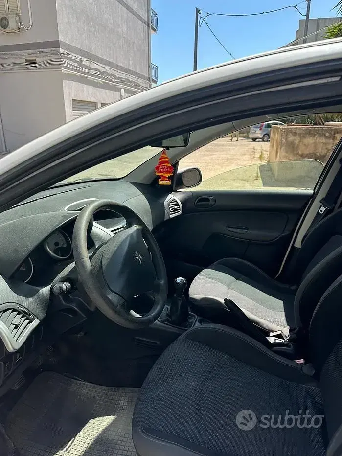 Usata Peugeot 206 60 CV (44 kW) 2009 Bianco Berlina