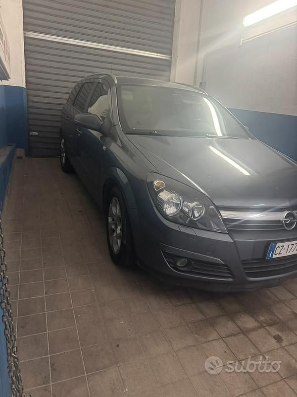 Gebraucht Opel Astra 101 PS (74 kW) 2006 Kombi