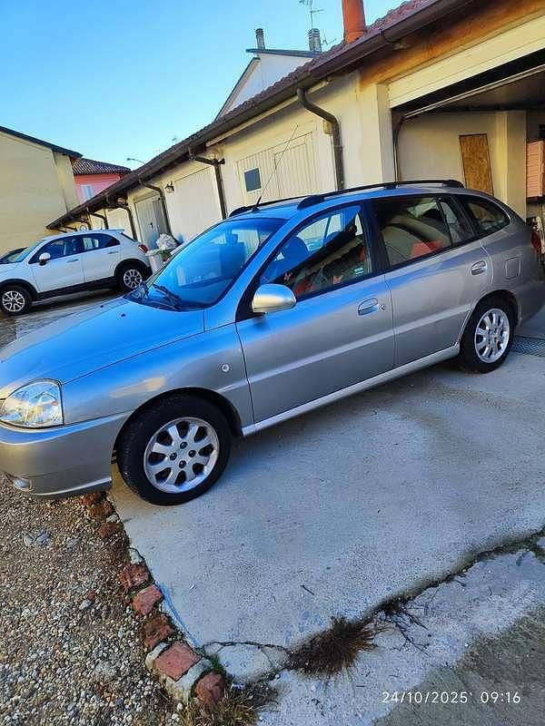 Usata Kia Rio 97 CV (71 kW) 2004 Berlina