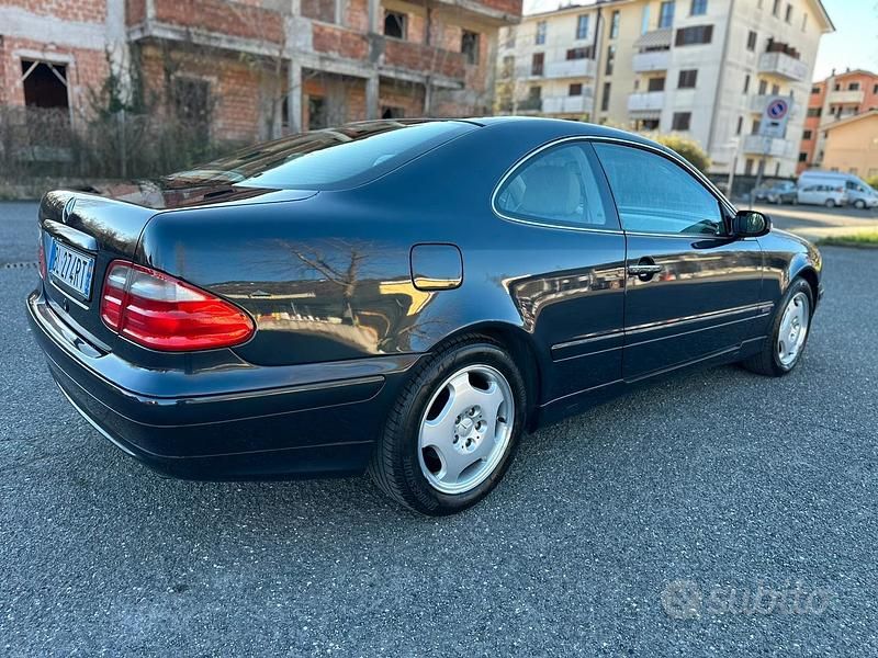 Usata Mercedes CLK200 Elegance 163 CV (119 kW) 2000 Blu Coupé