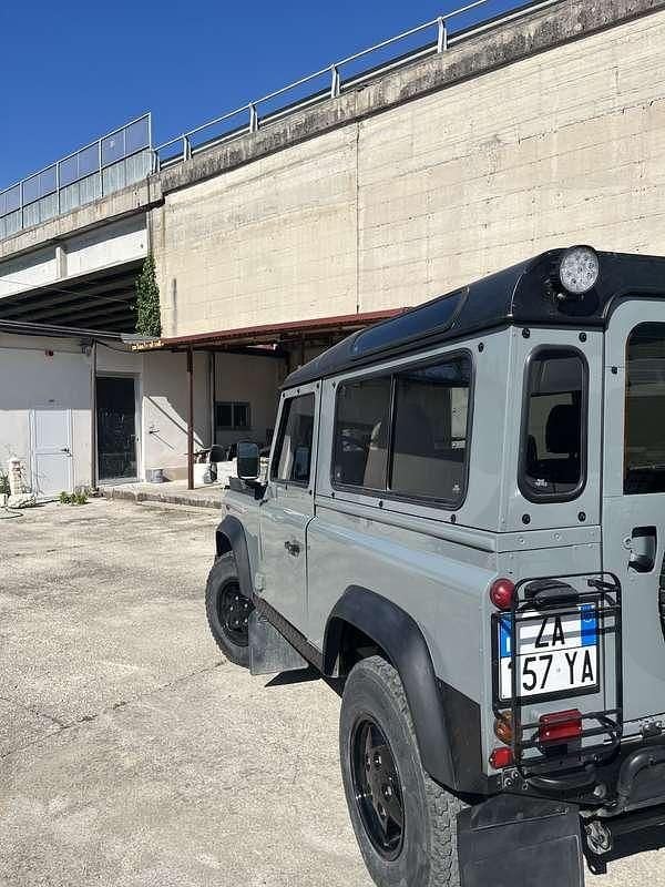 Usata Land Rover Defender 150 CV (110 kW) 2000 SUV