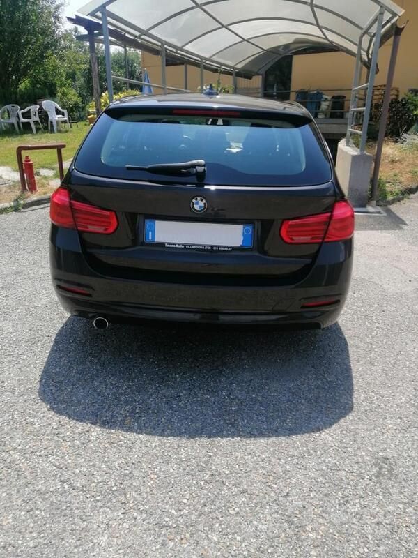Usata BMW 318 150 CV (110 kW) 2016 Nero Station wagon