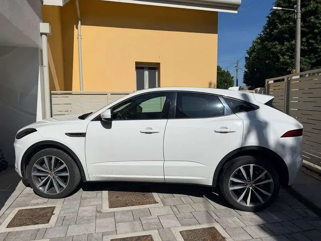 Usata Jaguar E-Pace S 249 CV (183 kW) 2018 Bianco SUV
