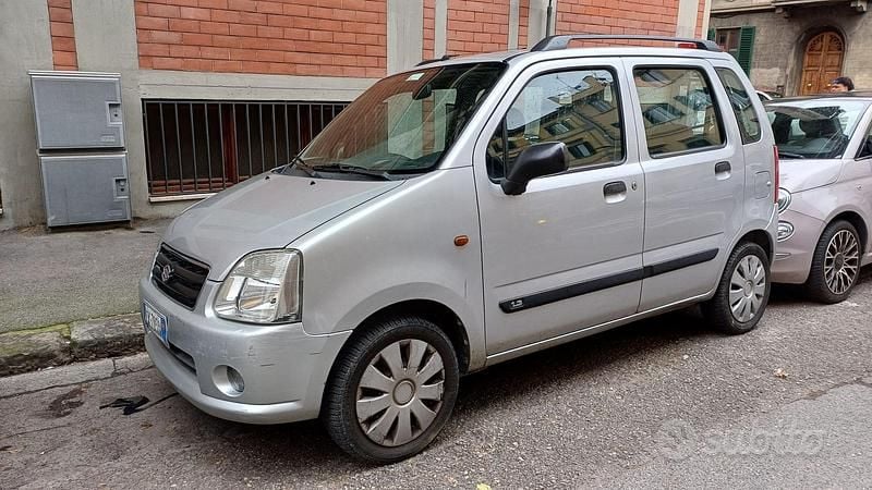 Usata Suzuki Wagon R+ 2004 Grigio Monovolume