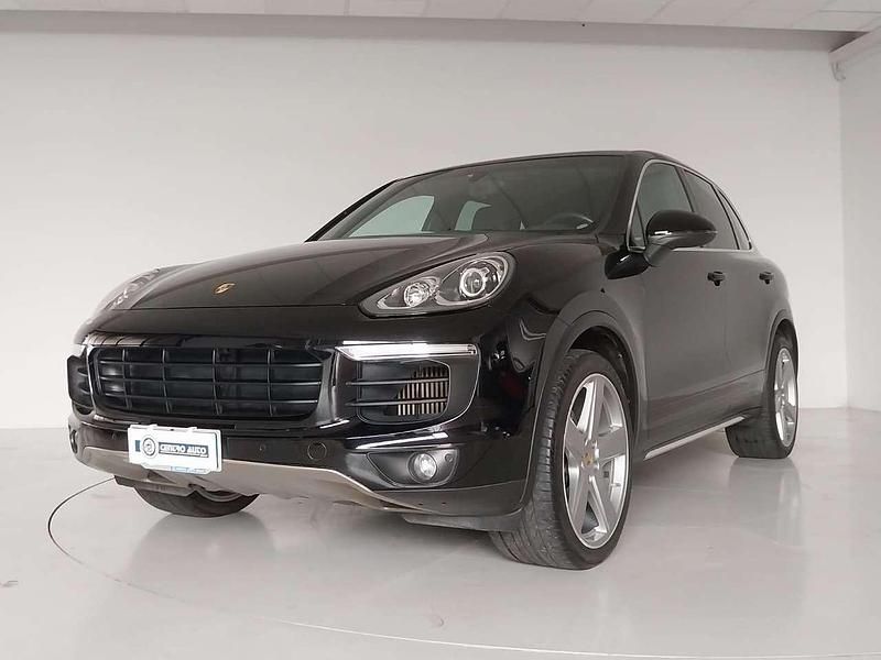 Usata Porsche Cayenne 250 CV (183 kW) 2015 Nero met. SUV