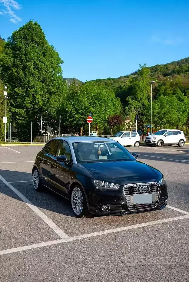 Usata Audi A1 86 CV (63 kW) 2014 Nero Utilitaria