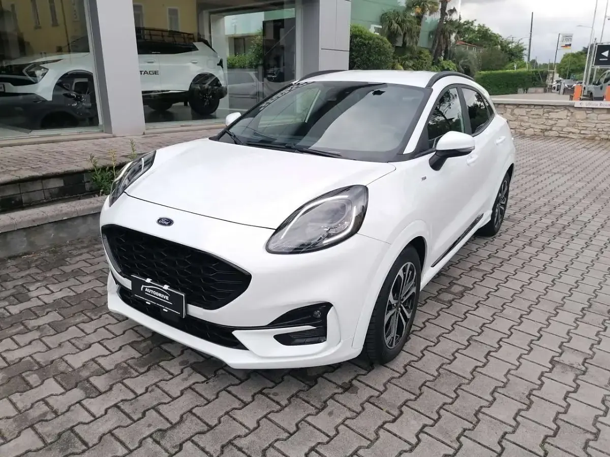 Usata Ford Puma ST-Line 124 CV (91 kW) 2021 Bianco Station wagon
