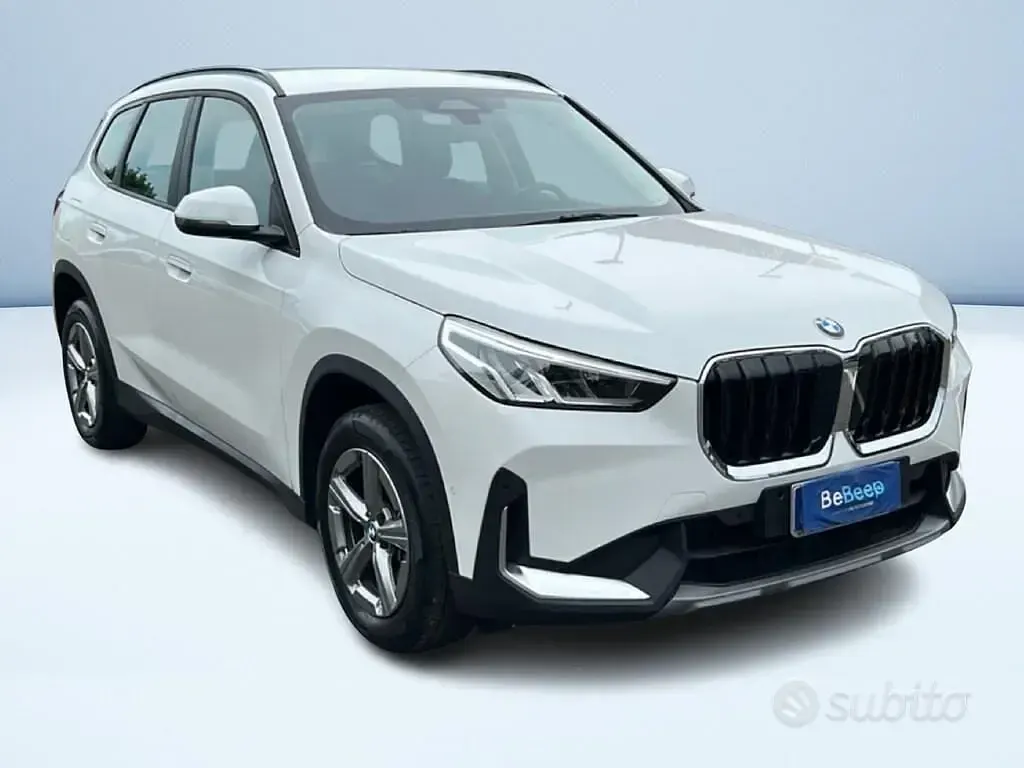 Usata BMW X1 Comfort Edition 136 CV (100 kW) 2023 Bianco pastello SUV