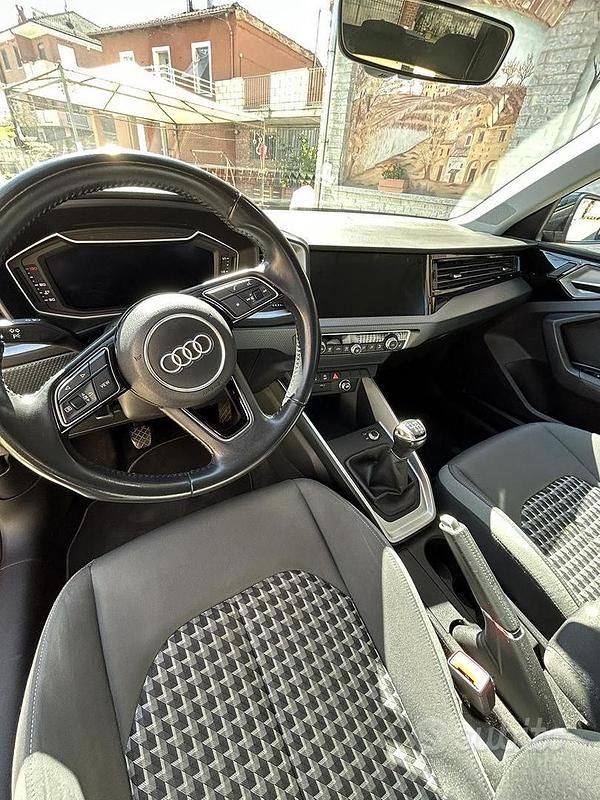 Occasion Audi A1 Sportback Advanced 116 ch (85 kW) 2019 Noir Citadine