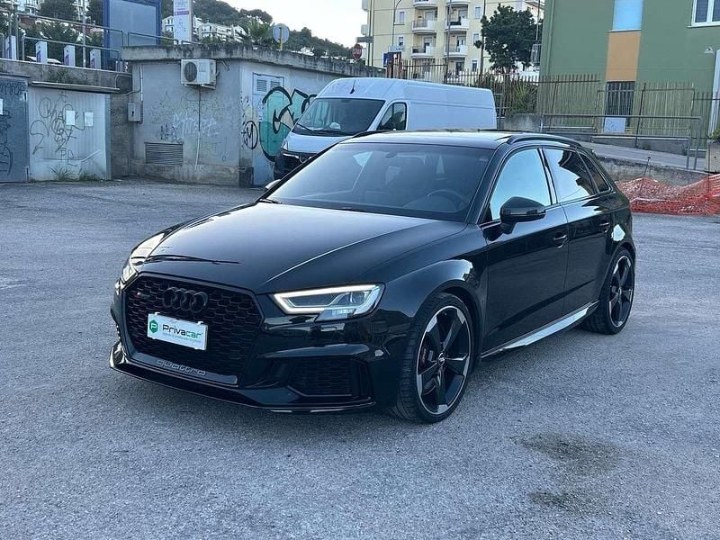 Usata Audi RS3 Comfort 400 CV (294 kW) 2018 Nero Berlina