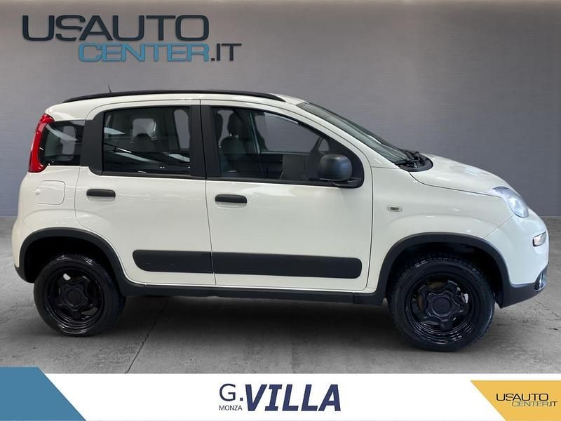 Usata Fiat Panda Wild 86 CV (63 kW) 2022 Bianco Utilitaria