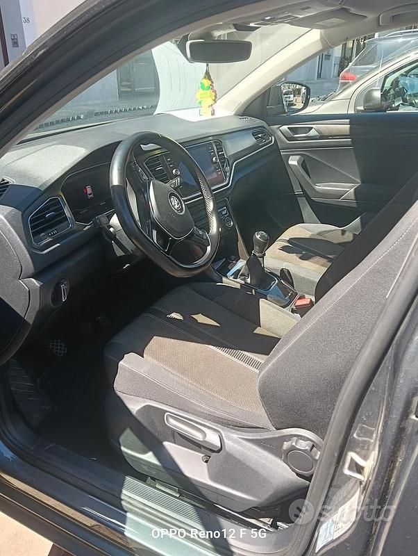 Usata VW T-Roc 2019 Grigio SUV