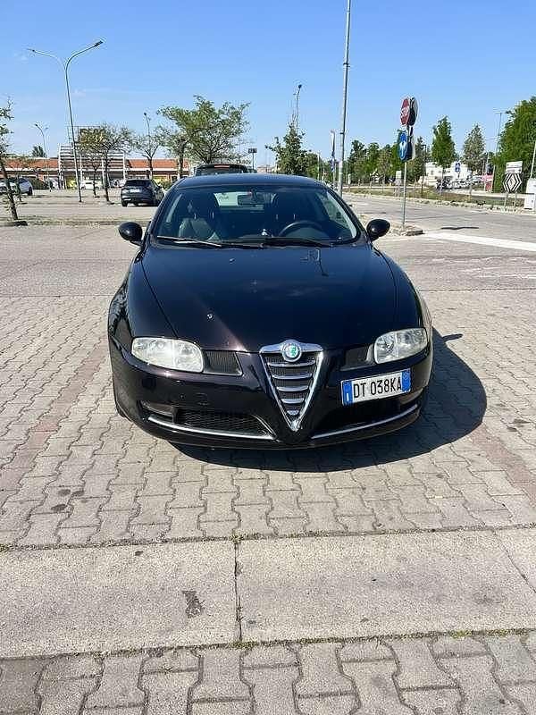 Usata Alfa Romeo GT Distinctive 140 CV (102 kW) 2008 Coupé
