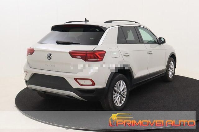 Usata VW T-Roc Life 110 CV (80 kW) 2022 Bianco SUV