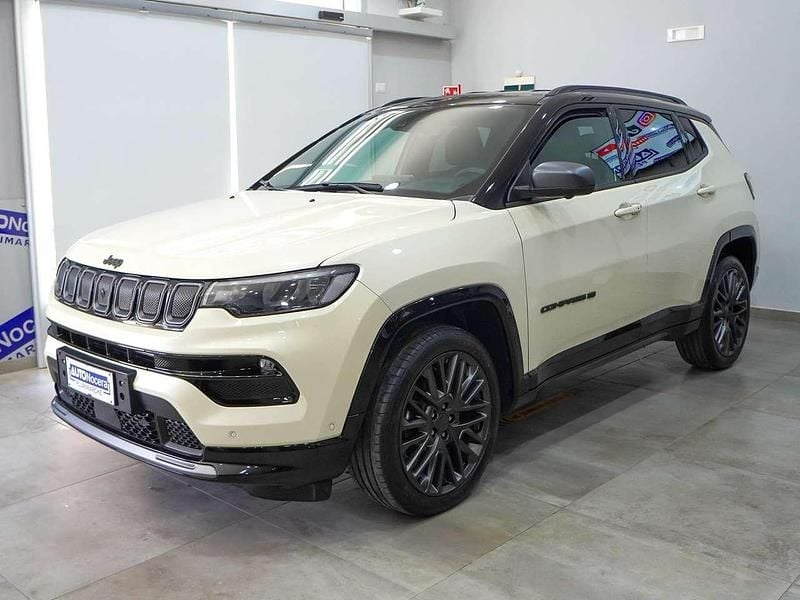 Bianco Usata 2022 Jeep Compass SUV | 21.500 € (Buon prezzo) - Immagine 1/4