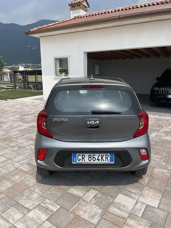 Usata Kia Picanto Style 67 CV (49 kW) 2023 Utilitaria