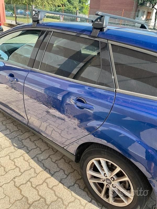 Usata Ford Focus 125 CV (91 kW) 2019 Blu Berlina