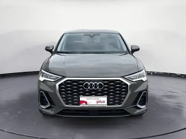 Gebraucht Audi Q3 Sportback Ambiente 150 PS (110 kW) 2025 SUV