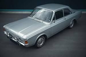 Usata Ford 17M 90 CV (66 kW) 1969 Argento Berlina