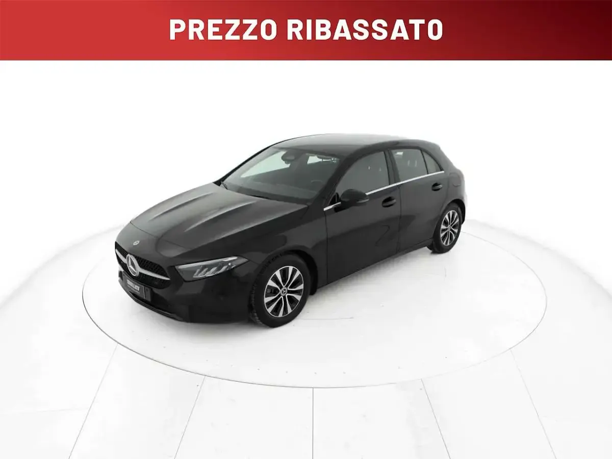 Usata Mercedes A180 Advanced 136 CV (100 kW) 2023 Nero Berlina