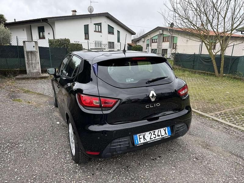 Usata Renault Clio IV Life 73 CV (53 kW) 2017 Nero Berlina