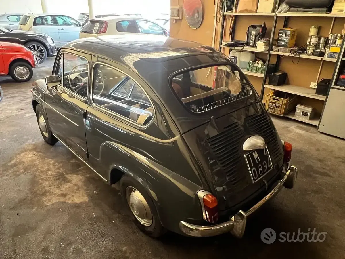 Usata Fiat 600D 21 CV (15 kW) 1960 Grigio Utilitaria