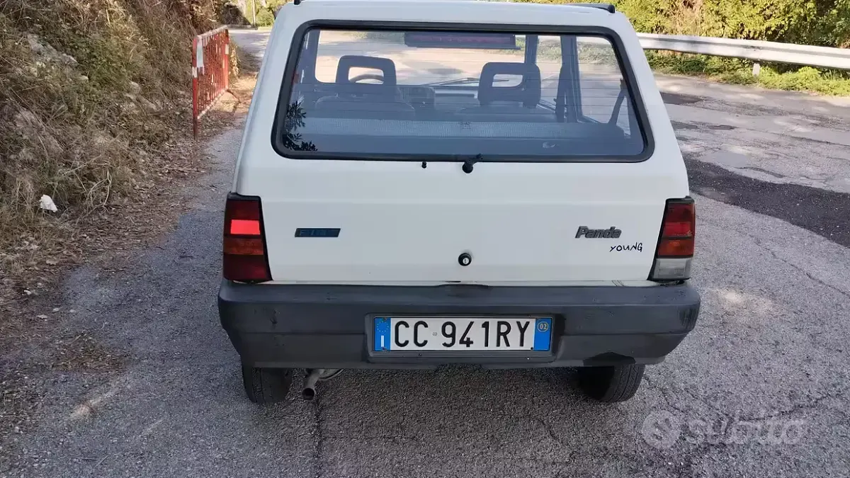 Usata Fiat Panda Young 54 CV (39 kW) 2002 Bianco Berlina
