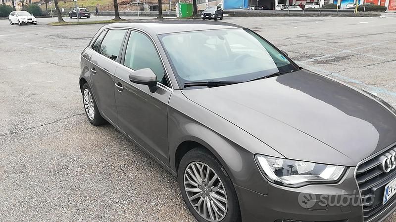 Usata Audi A3 Ambition 115 CV (84 kW) 2014 Marrone Station wagon