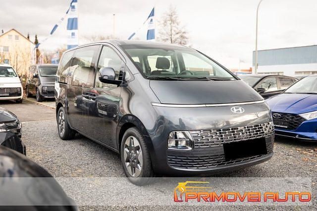 Usata Hyundai Staria Trend 2023 Grigio Monovolume