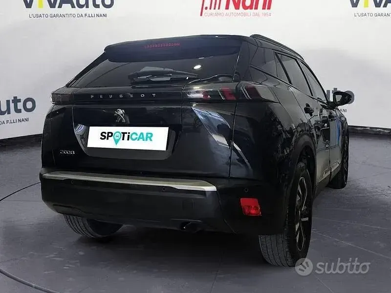 Usata Peugeot 2008 Allure 102 CV (75 kW) 2023 Nero SUV