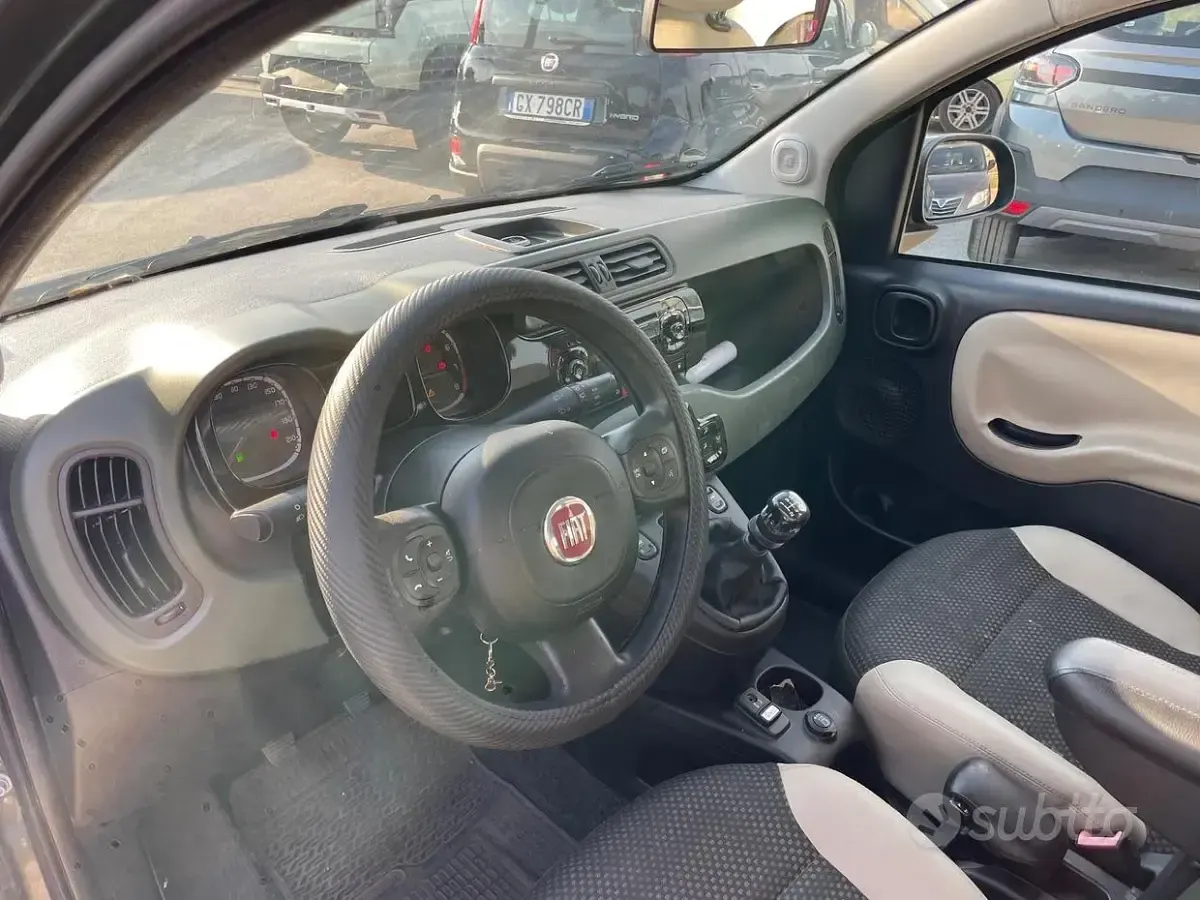Usata Fiat Panda Trekking 80 CV (58 kW) 2014 Verde Utilitaria