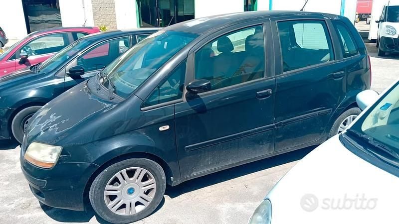 Usata Fiat Idea 69 CV (50 kW) 2004 Nero Monovolume