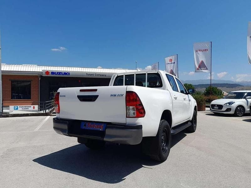 Nuova Toyota HiLux Comfort 204 CV (150 kW) 2025 Bianco Pick-up