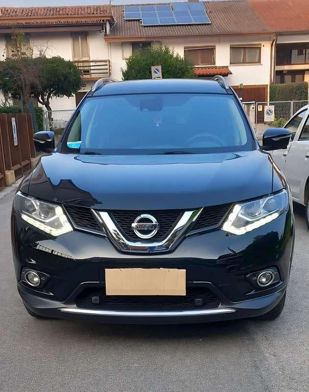 Usata Nissan X-Trail N-Connecta 131 CV (96 kW) 2017 Nero SUV