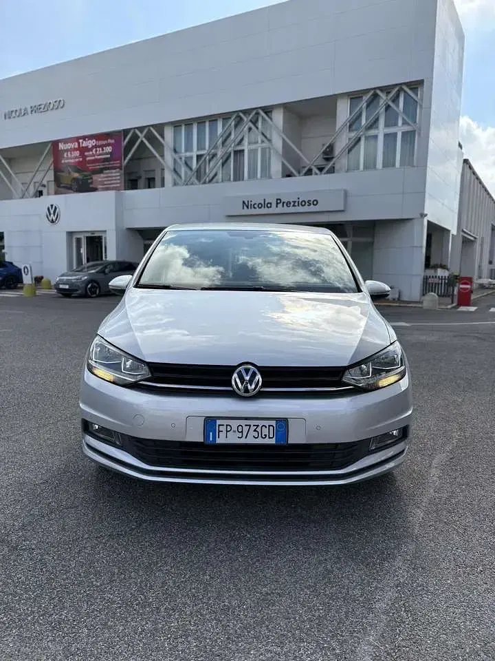 Usata VW Touran Comfortline 116 CV (85 kW) 2016 Grigio Monovolume