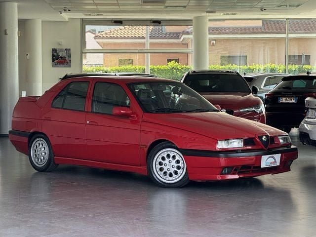 Usata Alfa Romeo 155 186 CV (136 kW) 1993 Rosso Berlina
