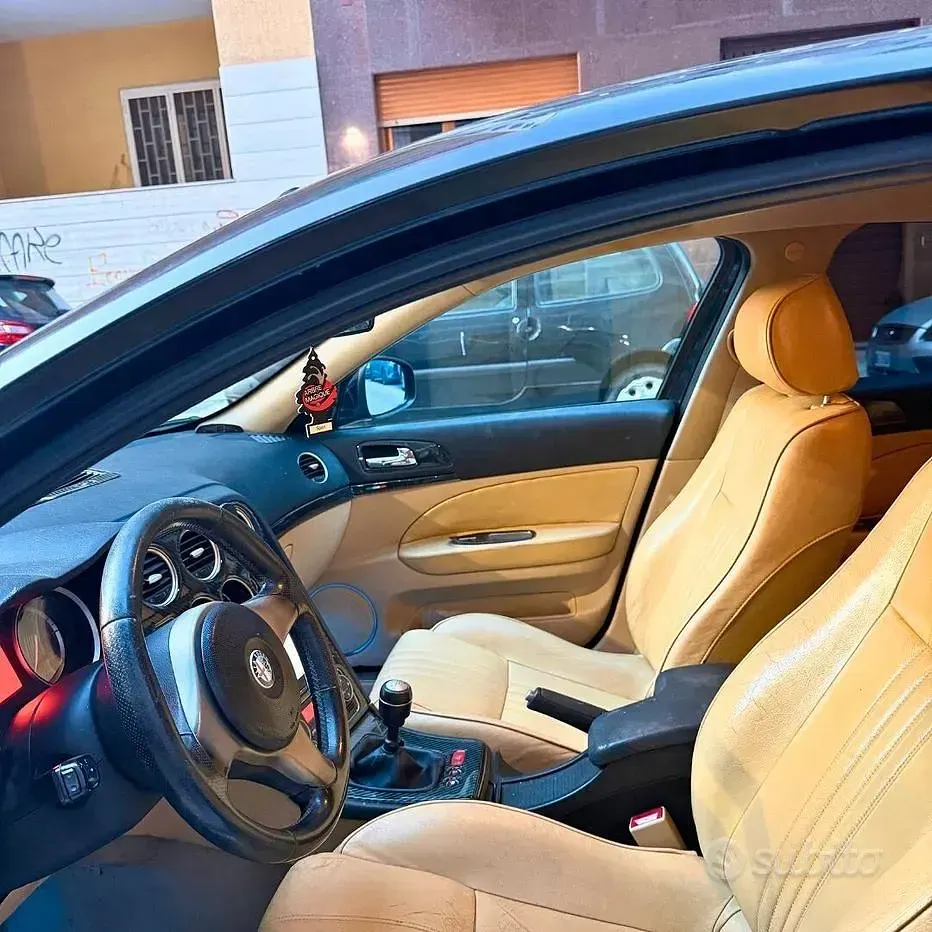 Usata Alfa Romeo 159 150 CV (110 kW) 2007 Nero Berlina
