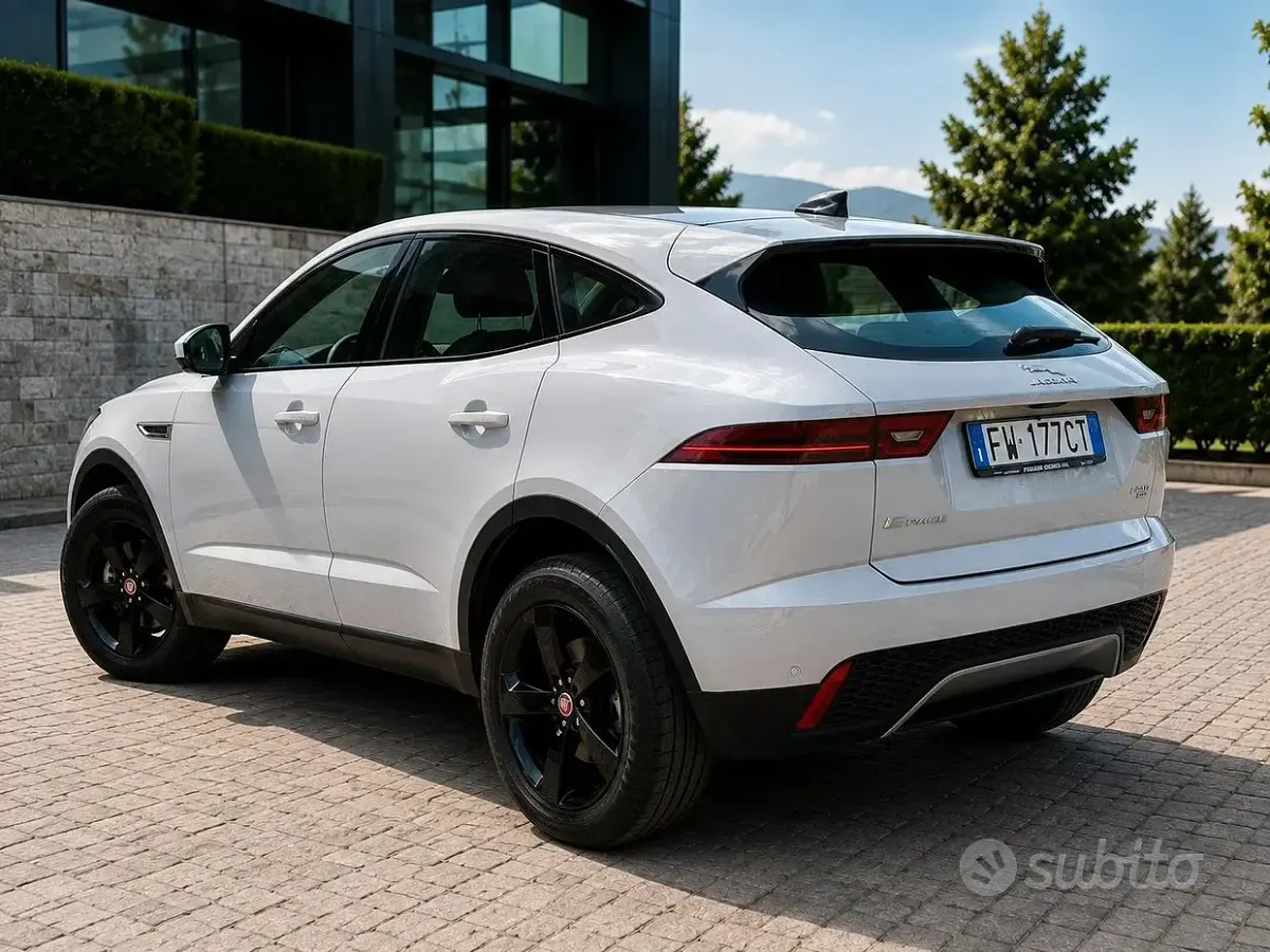 Usata Jaguar E-Pace 150 CV (110 kW) 2019 SUV