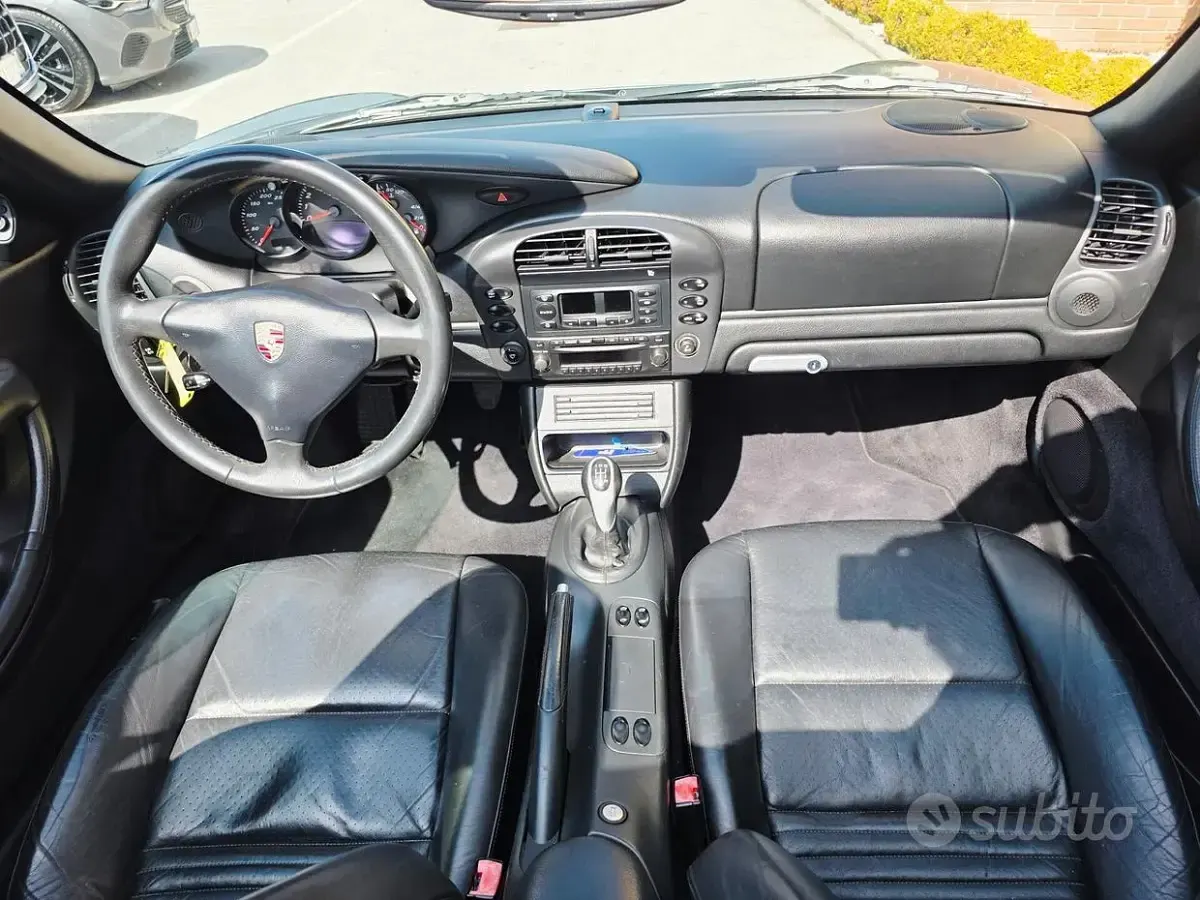 Second-hand Porsche Boxster 228 CP (167 kW) 2003 Gri Cabrio
