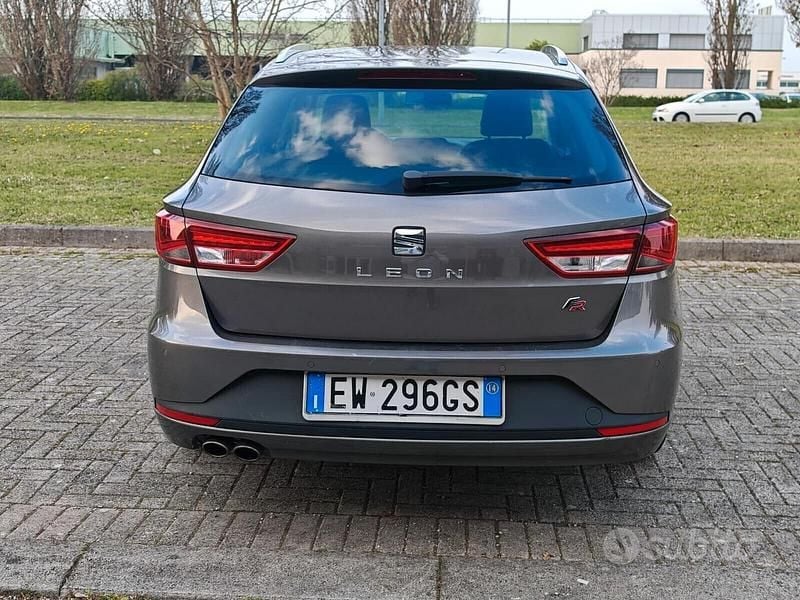 Usata Seat Leon ST FR 150 CV (110 kW) 2014 Grigio Station wagon