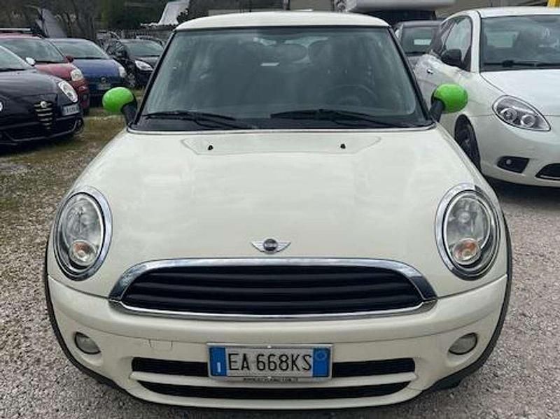 Usata Mini One D 90 CV (66 kW) 2010 Beige Utilitaria