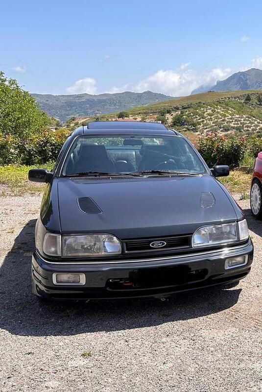 Usata 1992 Ford Sierra Tre volumi | 27.000 € - Immagine 1/3