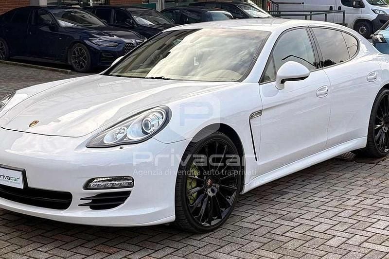 Usata Porsche Panamera 250 CV (183 kW) 2011 Bianco Utilitaria