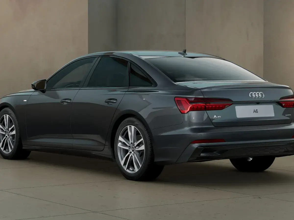 Usata Audi A6 S-Line 2025 Grigio Berlina