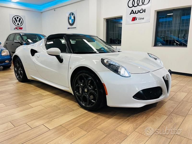 Usata Alfa Romeo Spider 240 CV (176 kW) 2016 Bianco Cabrio