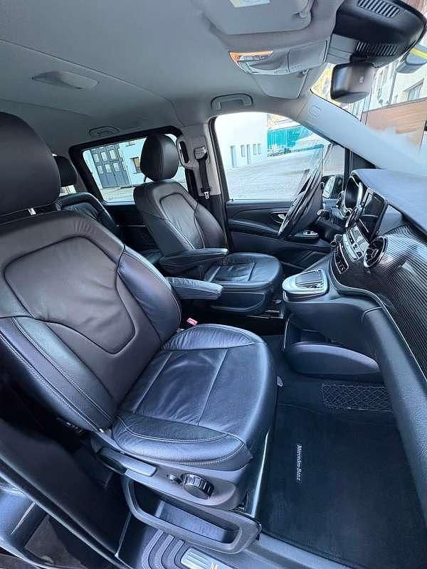 Usata Mercedes V220 163 CV (119 kW) 2021 Grigio Monovolume