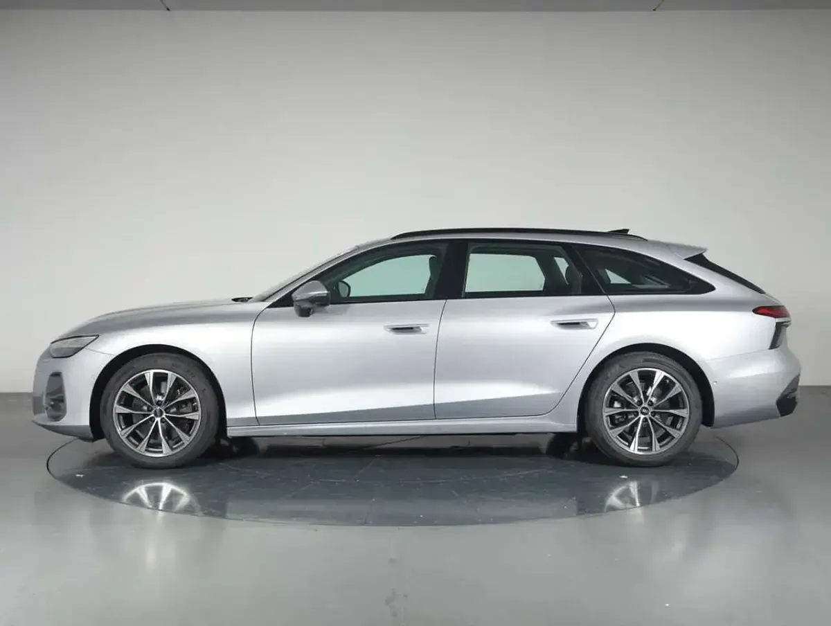 Usata Audi A6 Business 204 CV (150 kW) 2025 Argento fioretto metallizzato Station wagon