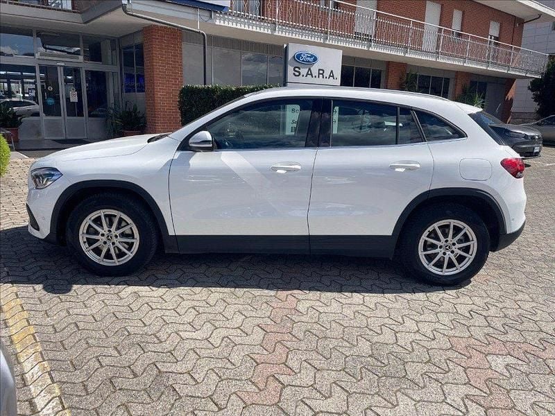 Usata Mercedes GLA180 Executive 116 CV (85 kW) 2023 Bianco SUV